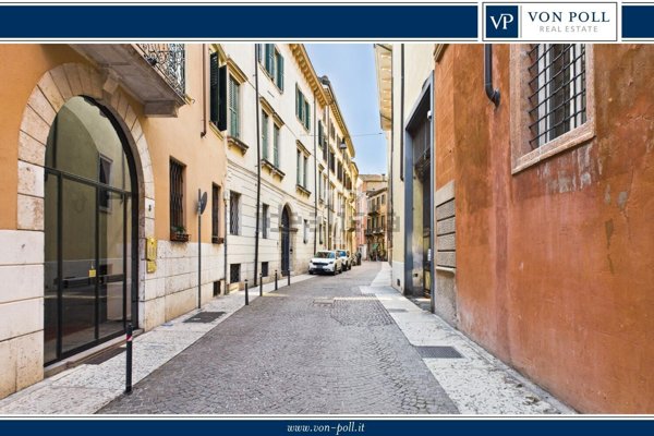 appartamento in vendita a Verona in zona Centro Storico