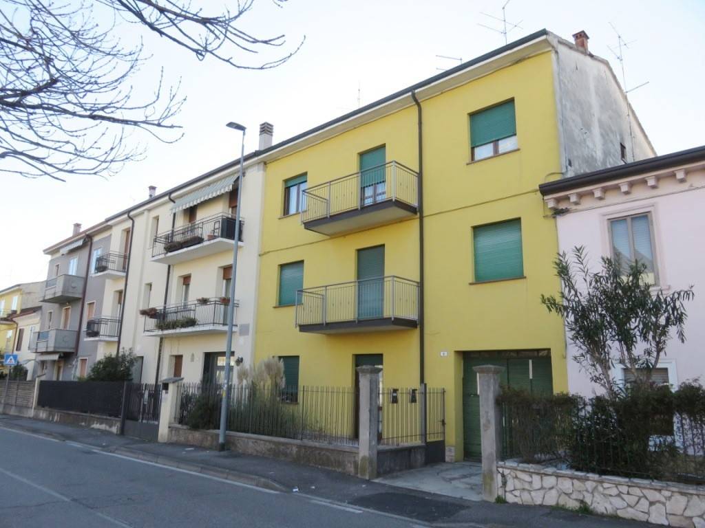 appartamento in vendita a Verona in zona San Massimo all'Adige