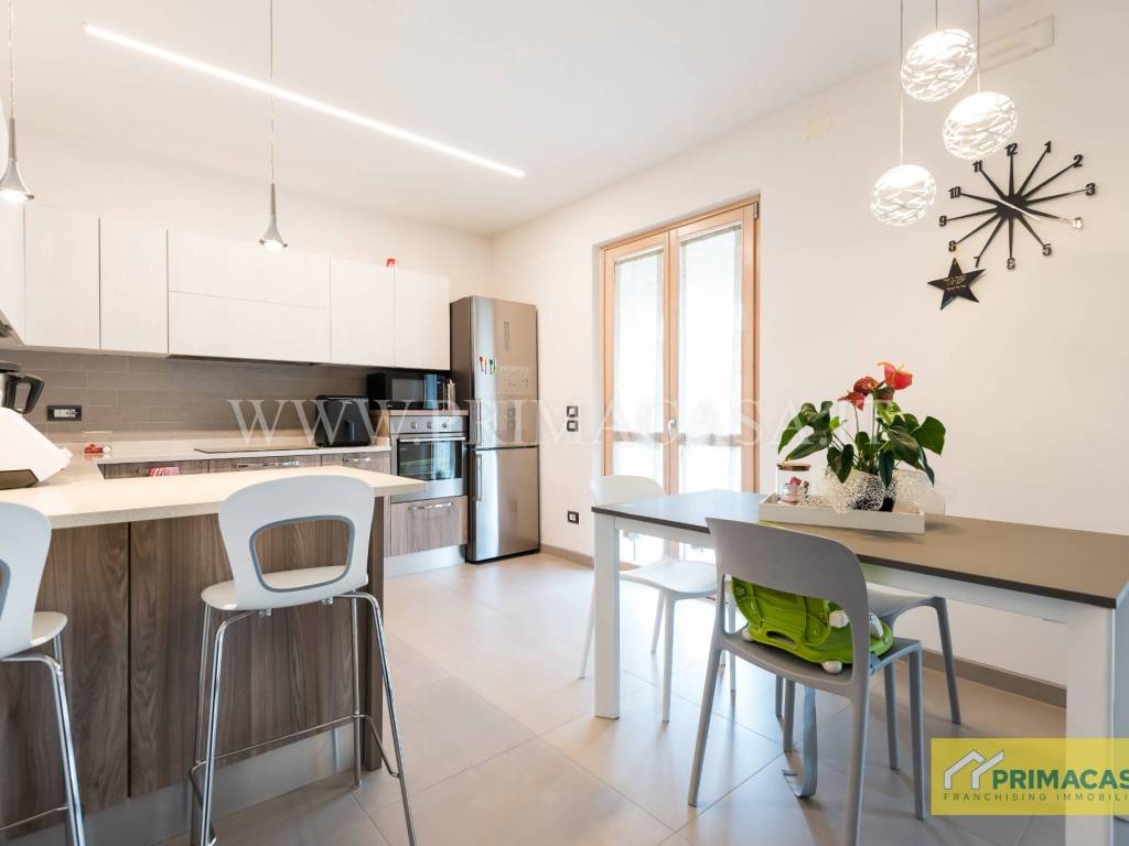 appartamento in vendita a Verona in zona Cadidavid