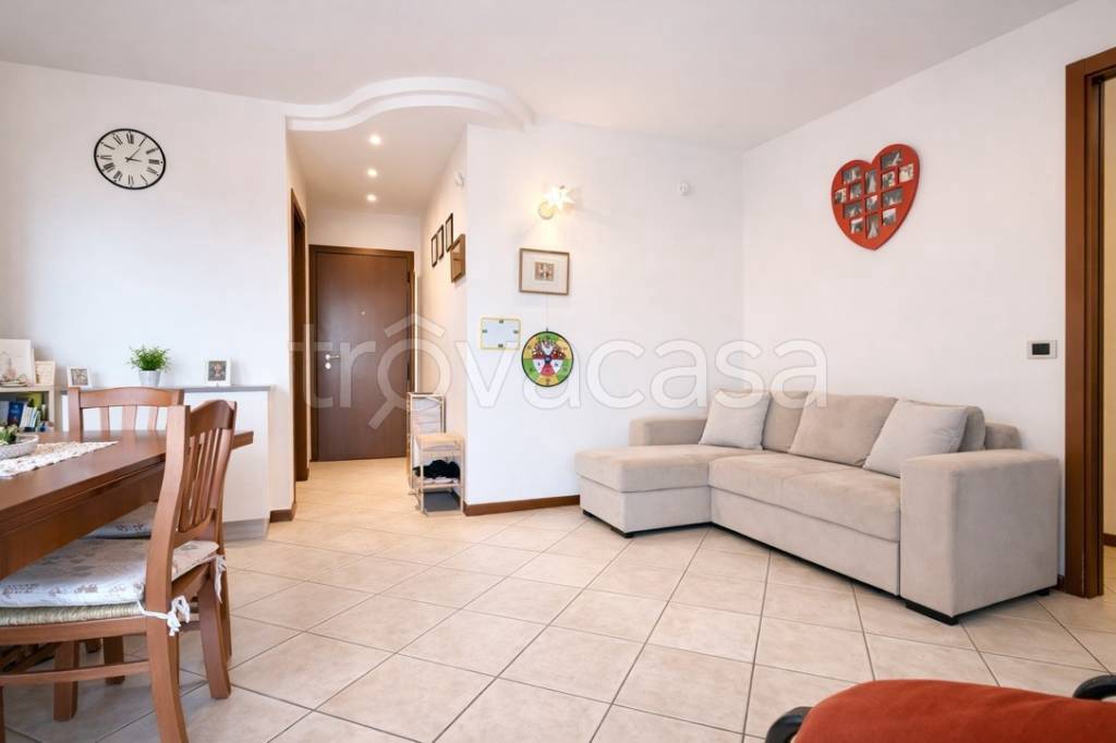 appartamento in vendita a Verona in zona Cadidavid