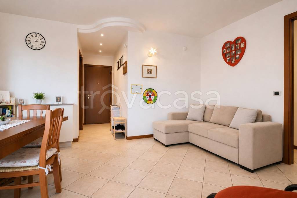 appartamento in vendita a Verona in zona Cadidavid