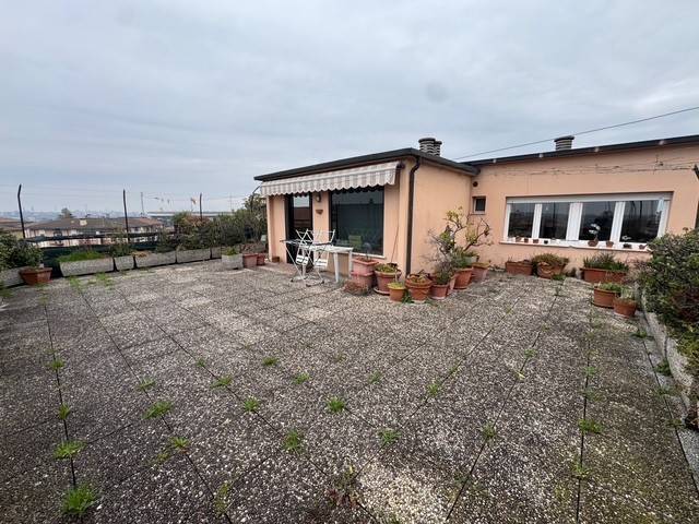 appartamento in vendita a Verona in zona Borgo Milano