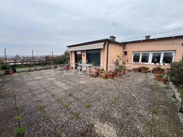 appartamento in vendita a Verona in zona Borgo Milano