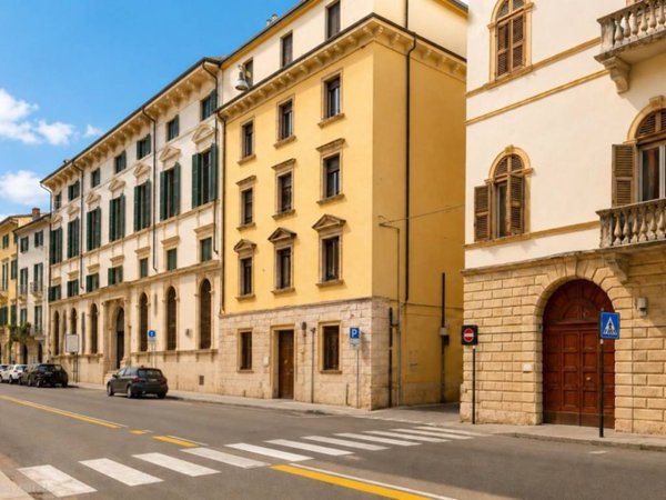 appartamento in vendita a Verona in zona Centro Storico