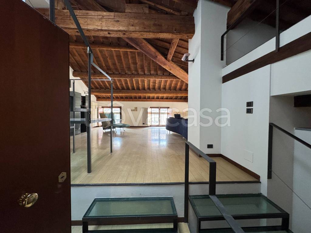 appartamento in vendita a Verona in zona Centro Storico