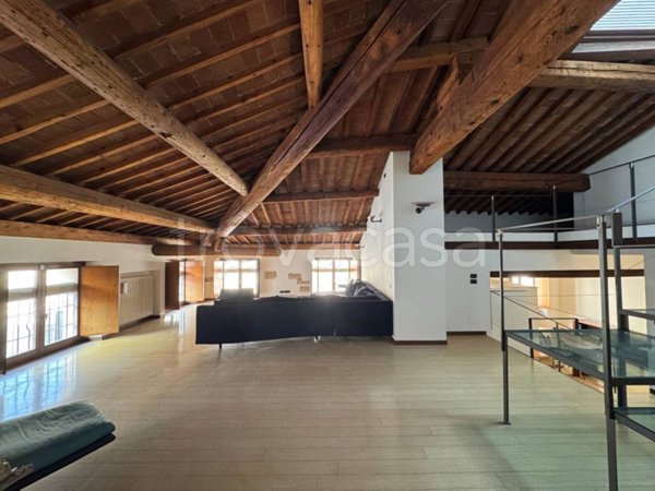 appartamento in vendita a Verona in zona Centro Storico