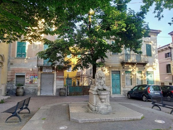 casa indipendente in vendita a Verona in zona Avesa
