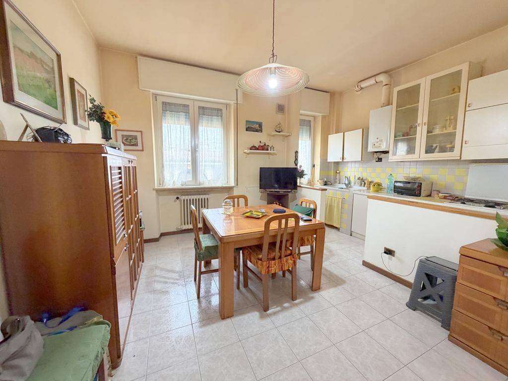 appartamento in vendita a Verona in zona Golosine