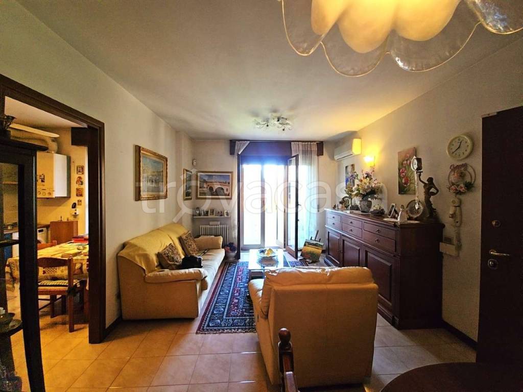 appartamento in vendita a Verona in zona Borgo Milano