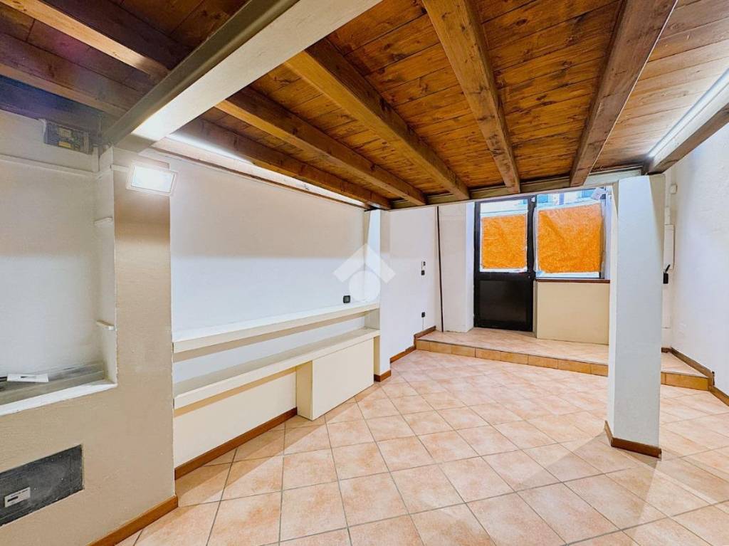 appartamento in vendita a Verona in zona Veronetta