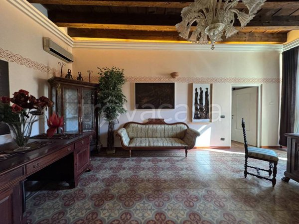 appartamento in vendita a Verona in zona Veronetta