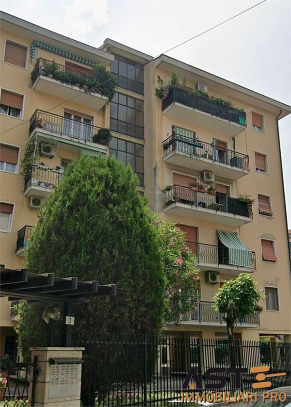appartamento in vendita a Verona