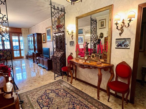 appartamento in vendita a Verona in zona Cittadella