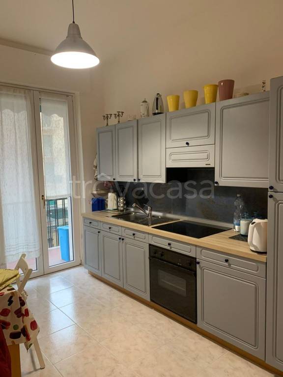 appartamento in vendita a Verona in zona Borgo Roma