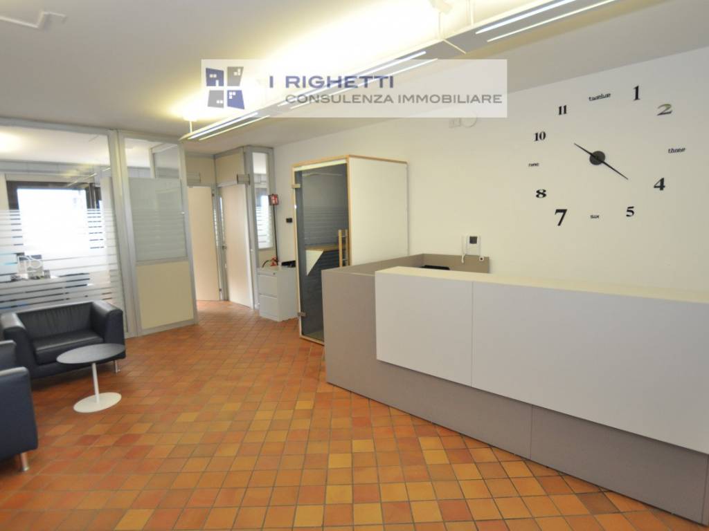 ufficio in vendita a Verona in zona Borgo Milano