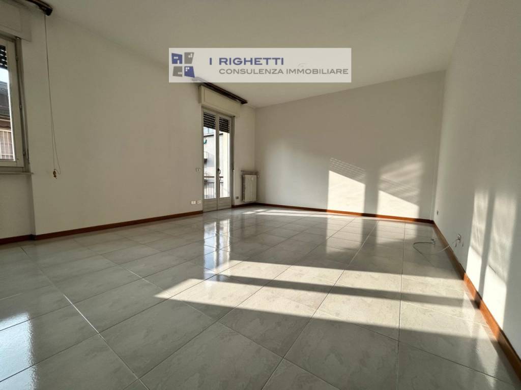 appartamento in vendita a Verona in zona Centro Storico