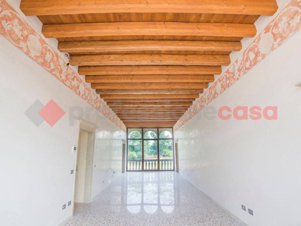 appartamento in vendita a Verona in zona Centro Storico