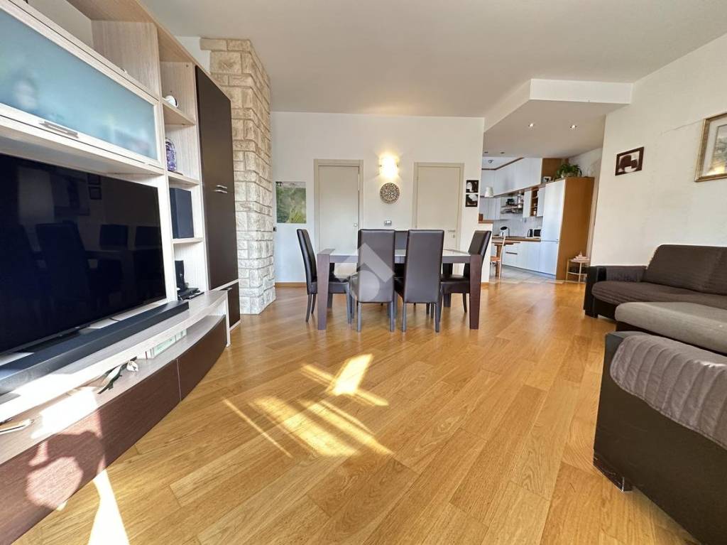 appartamento in vendita a Verona in zona Parona di Valpolicella