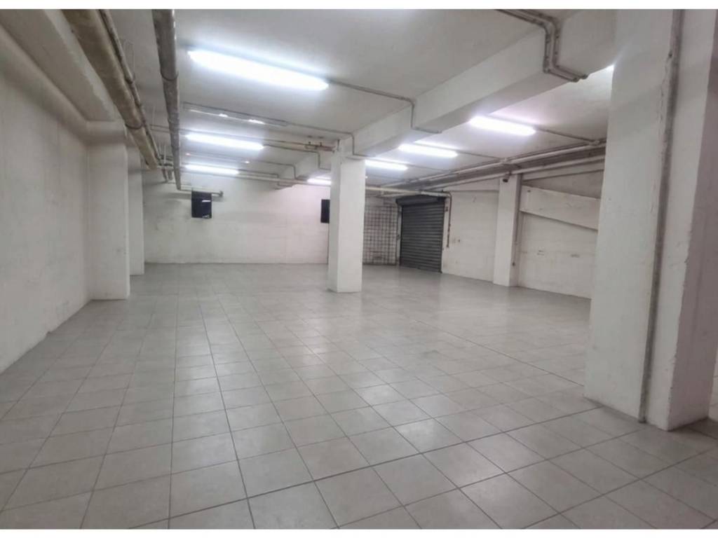 locale di sgombero in vendita a Verona in zona San Zeno