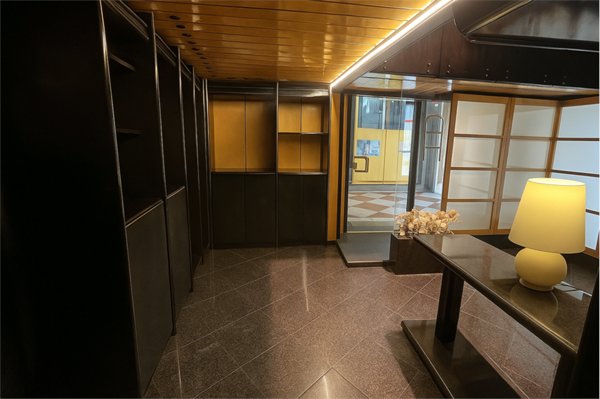 negozio in vendita a Verona in zona Centro Storico