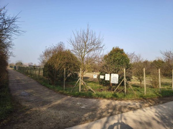 terreno agricolo in vendita a Verona in zona Cadidavid