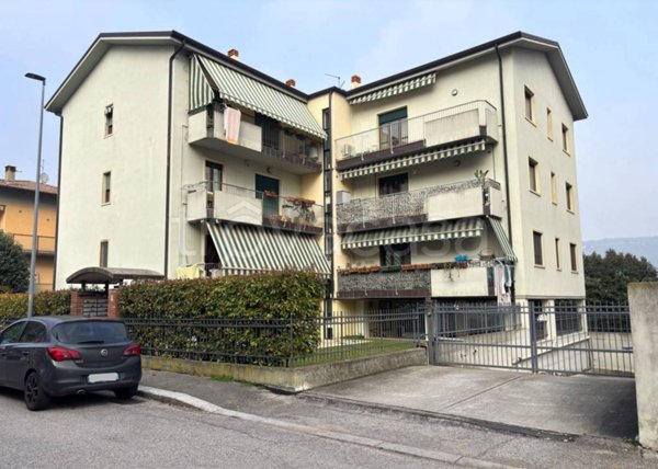 appartamento in vendita a Verona