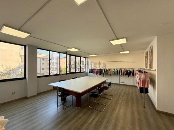 ufficio in vendita a Verona in zona Borgo Milano