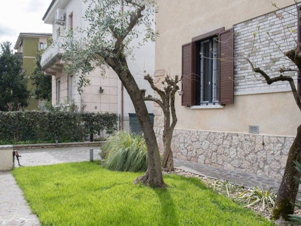 casa indipendente in vendita a Verona in zona Borgo Milano