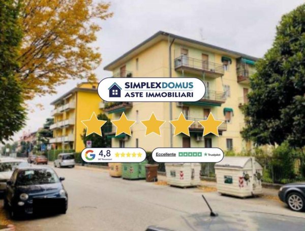 appartamento in vendita a Verona in zona Santa Lucia