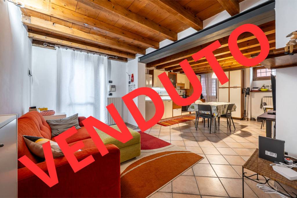 appartamento in vendita a Verona in zona Veronetta