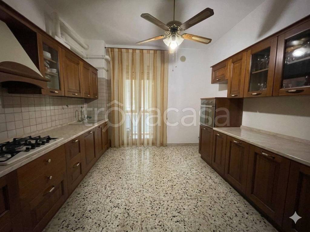 appartamento in vendita a Verona in zona Golosine