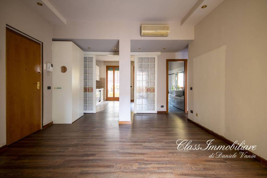 appartamento in vendita a Verona in zona Cittadella