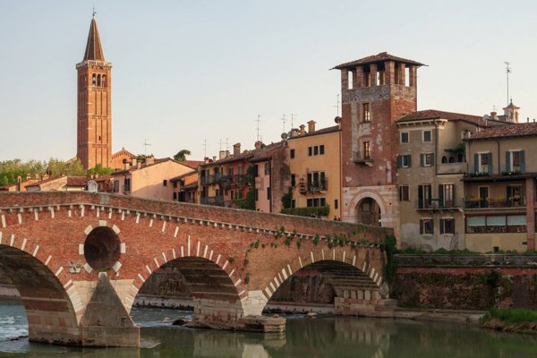 ufficio in vendita a Verona in zona Borgo Roma