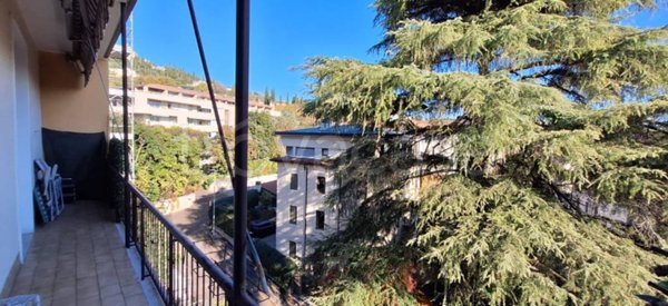 appartamento in vendita a Verona in zona Valdonega