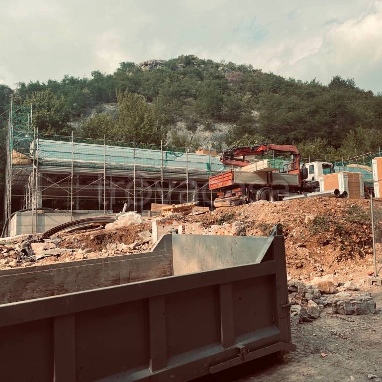 appartamento in vendita a Verona in zona Avesa