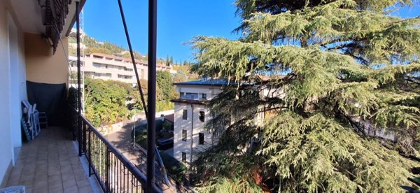 appartamento in vendita a Verona in zona Valdonega