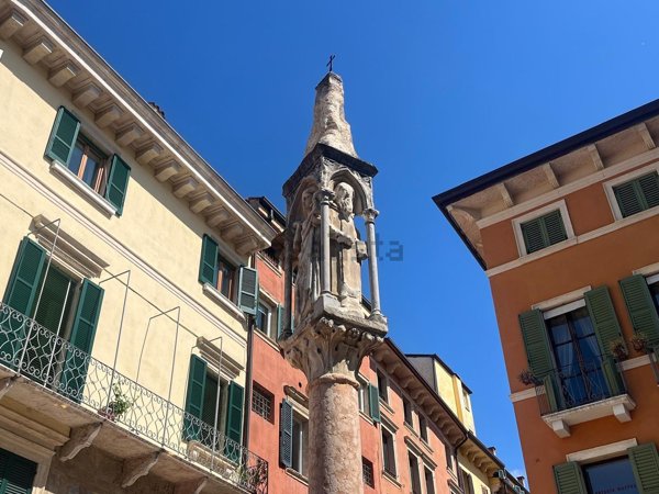 appartamento in vendita a Verona in zona Centro Storico