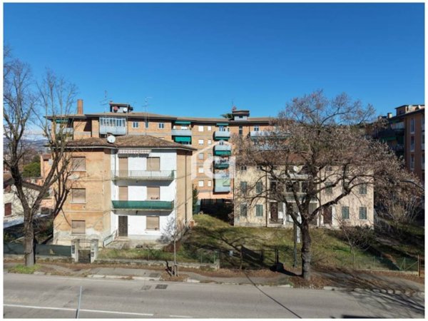 casa indipendente in vendita a Verona in zona Parona di Valpolicella