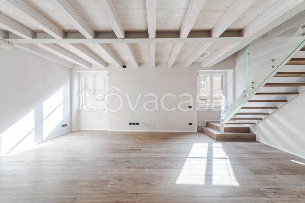 appartamento in vendita a Verona in zona Centro Storico