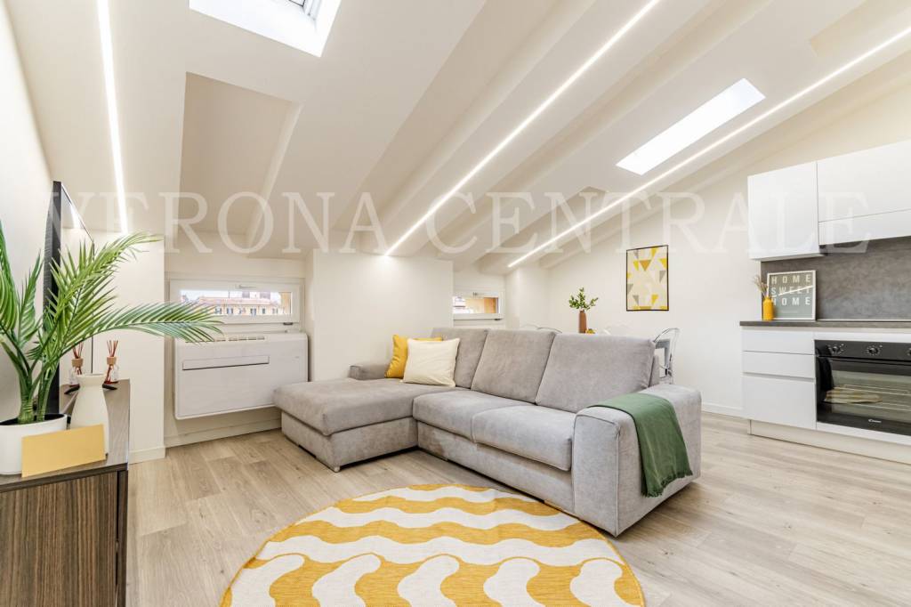 appartamento in vendita a Verona in zona Veronetta