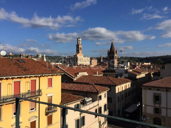 appartamento in vendita a Verona in zona Centro Storico