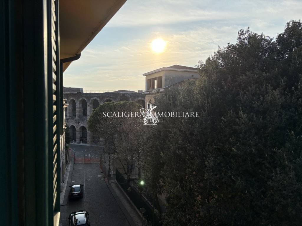 appartamento in vendita a Verona in zona Centro Storico