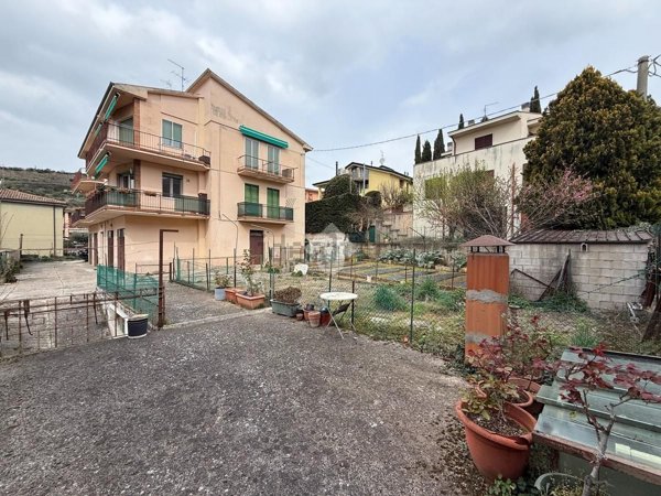 appartamento in vendita a Verona in zona Quinzano