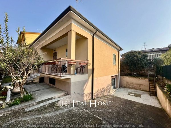 casa indipendente in vendita a Verona in zona Borgo Roma