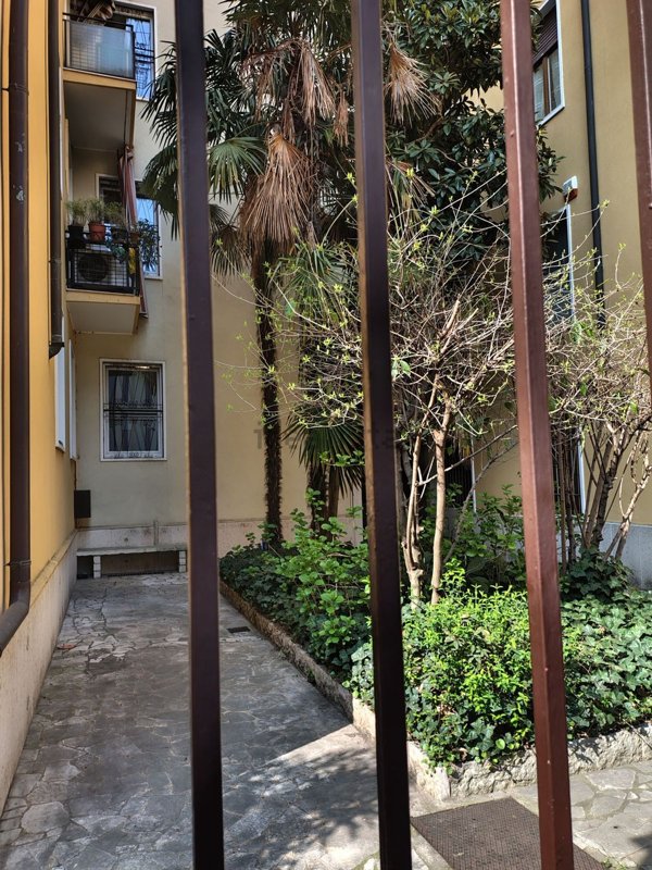 appartamento in vendita a Verona in zona Valdonega