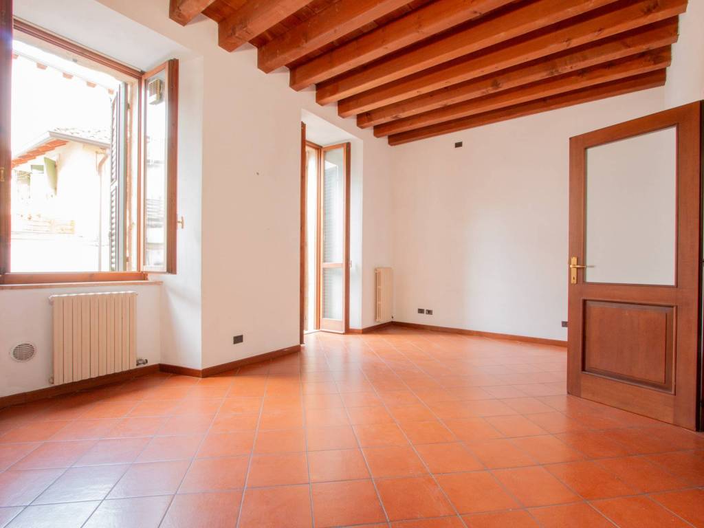 appartamento in vendita a Verona in zona Centro Storico