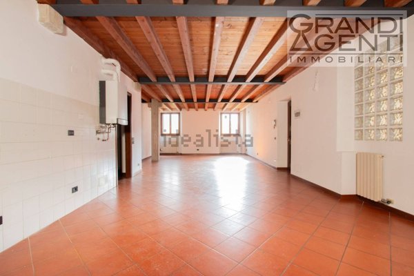 appartamento in vendita a Verona in zona Centro Storico