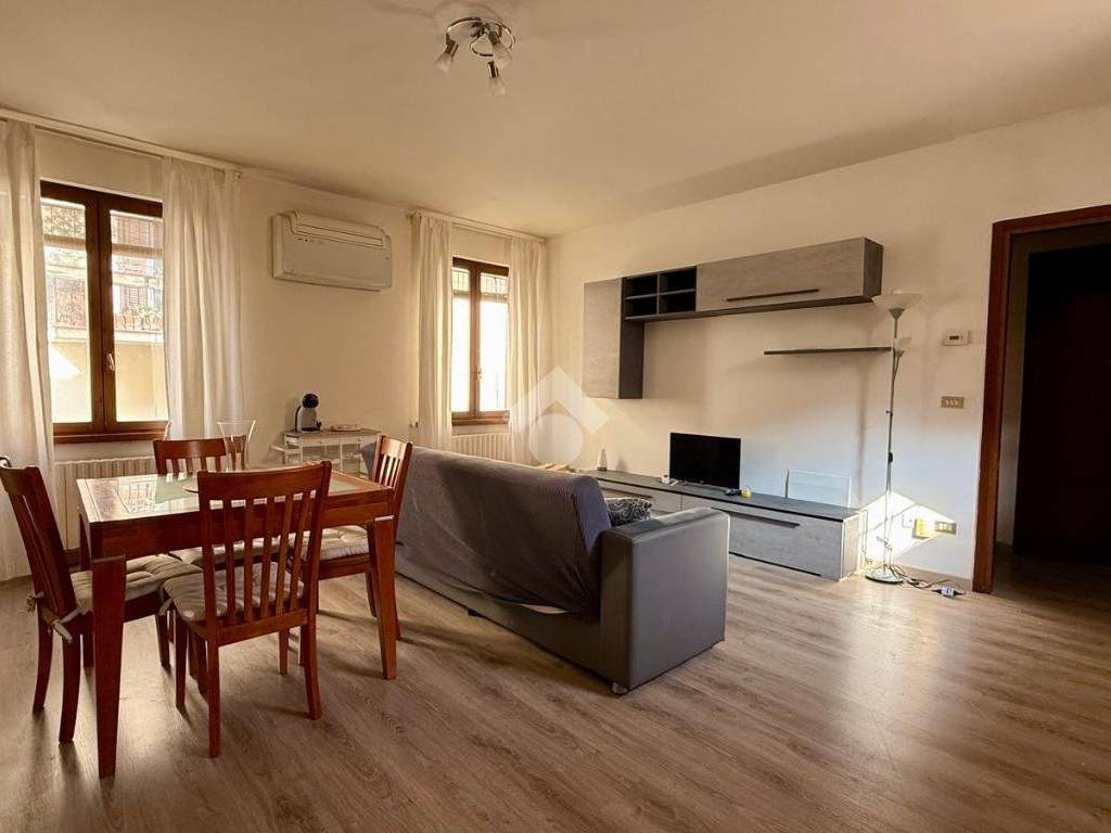 appartamento in vendita a Verona