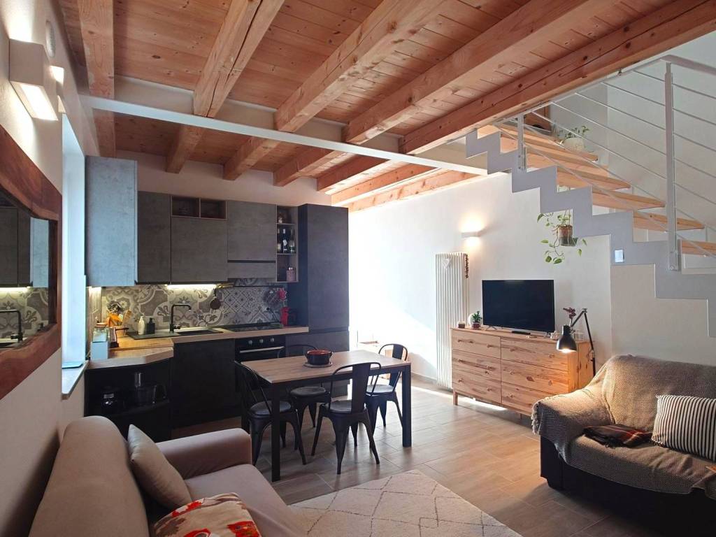 casa indipendente in vendita a Verona in zona San Michele