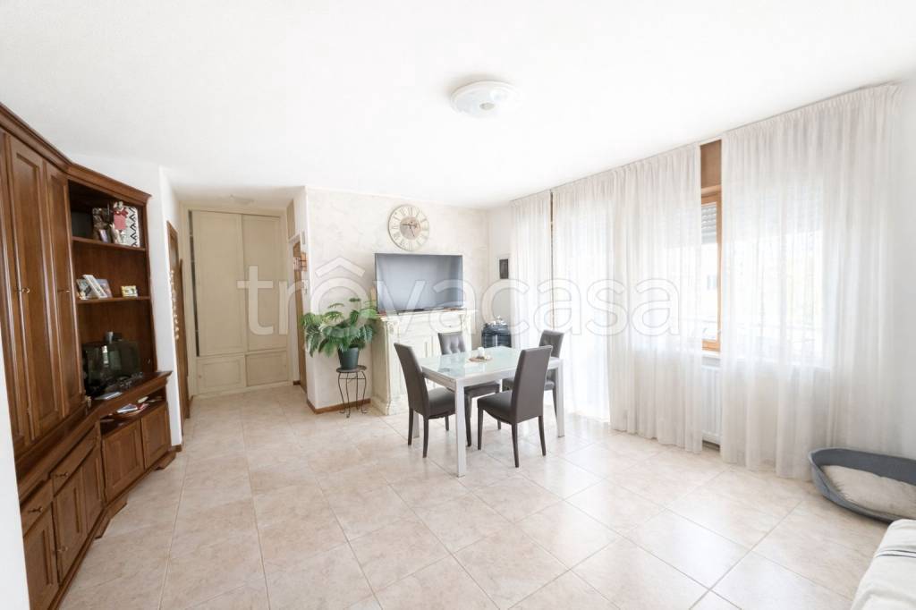 appartamento in vendita a Verona in zona Borgo Roma